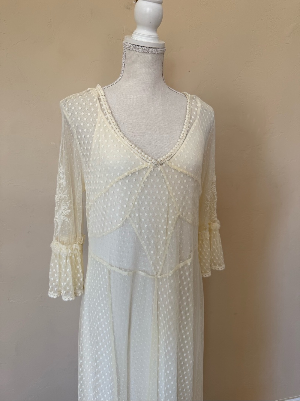 Ivory Swiss Dot Lace Midi Dress Sundance Large Embroidered Ruffles Boho Romantic - Picture 3 of 9